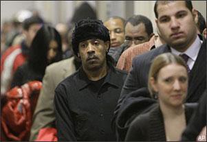Job seekers queue up to attend a job fair Tuesday, Jan. 27, 2009, in Chicago. The U.S. unemployment rate, issued earlier this month, jumped to a 16 year high of 7.2 percent in December. (AP)