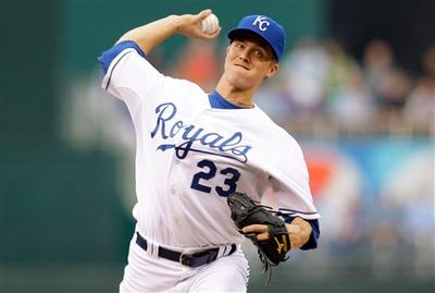 Kansas City Royals starting pitcher Zack Greinke throws during the first inning of a baseball game against the Chicago White Sox Monday, May 4, 2009, in Kansas City, Mo. (AP Photo/Charlie Riedel)