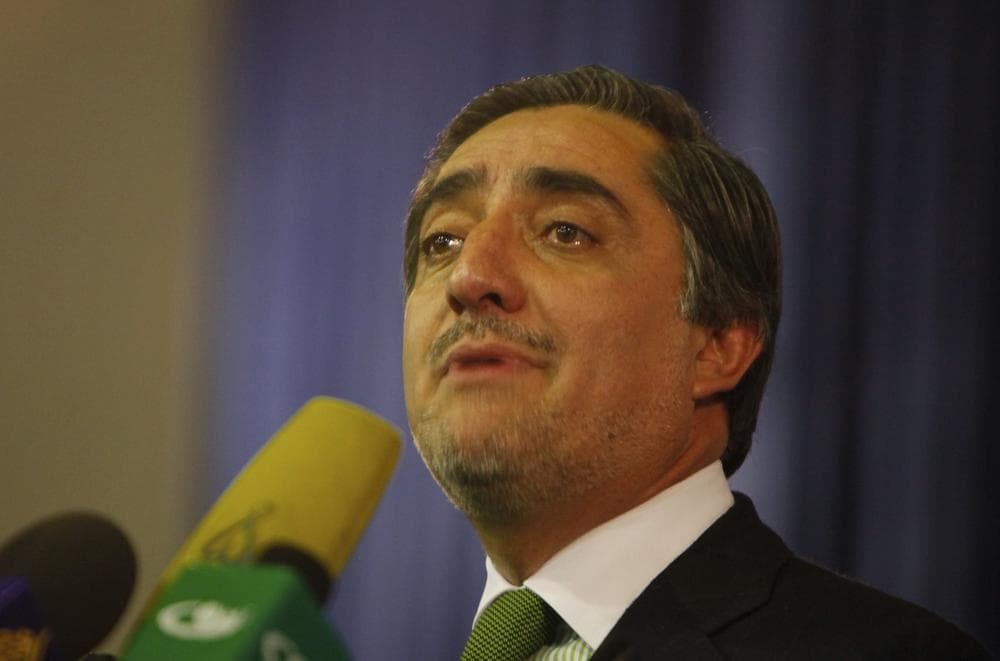 Afghanistan&#039;s presidential challenger Abdullah Abdullah announces his decision not to participate in Afghanistan&#039;s run-off election during a press conference in Kabul, Afghanistan, Sunday.  (AP /Gemunu Amarasinghe)