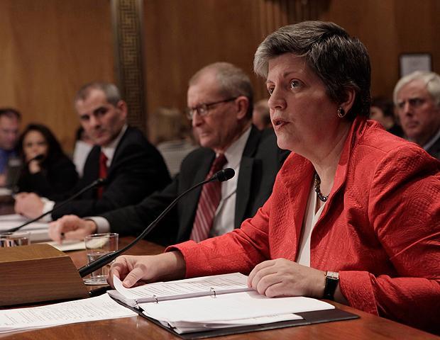 From left, National Counterterrorism Center Director Michael Leiter, Director of National Intelligence Dennis Blair, and Homeland Security Secretary Janet Napolitano, testify on Capitol Hill in Washington Wednesday before the Senate Homeland Security and Governmental Affairs Committee hearing on Intelligence Reform. (AP)