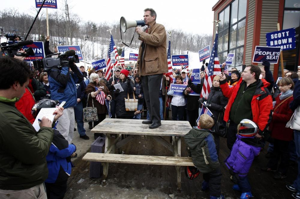 Scott Brown campaigns Jan. 17 in Princeton, one of many towns in Massachusetts that voted resoundingly for the Republican Senate candidate despite a recent history of favoring Democrats in state-wide elections. (AP)