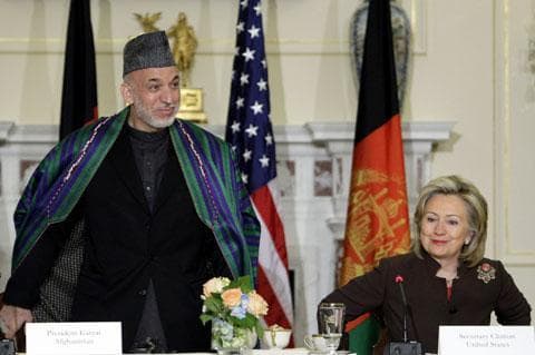 Afghanistan&#039;s President Hamid Karzai and Secretary of State Hillary Clinton hold opening discussions to repair relations in Washington, May 11, 2010. (AP)