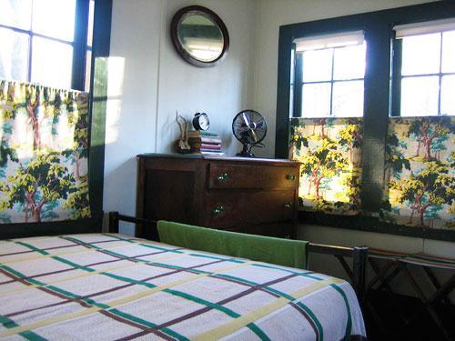 Interior of T. Surratt's cabin (Sterling Publishing)
