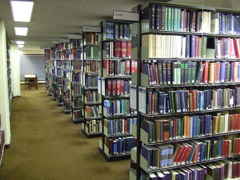 Law textbooks. (ex_libris_gul/Flickr)