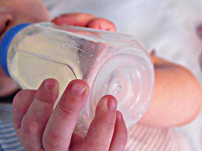 Parents are struggling to get information on the Similac infant formula recall