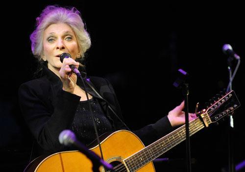 Judy Collins performs at a gala and tribute to her in New York, 2008. (AP)