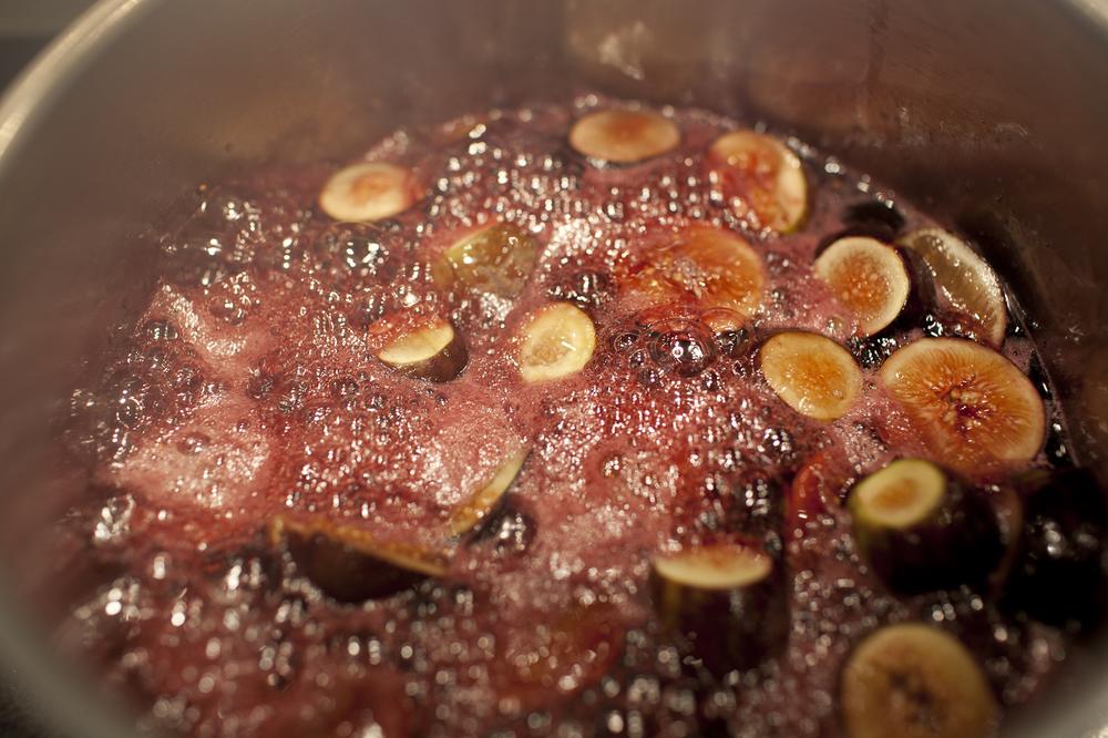 Figs with cinnamon and wine sauce for the bread pudding. (Nicholas Dynan)