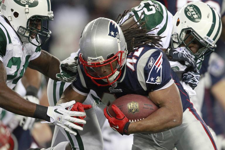 New England Patriots running back BenJarvus Green-Ellis (42) carries the ball against the New York Jets, Dec. 6, 2010, in Foxborough, Mass. (AP)