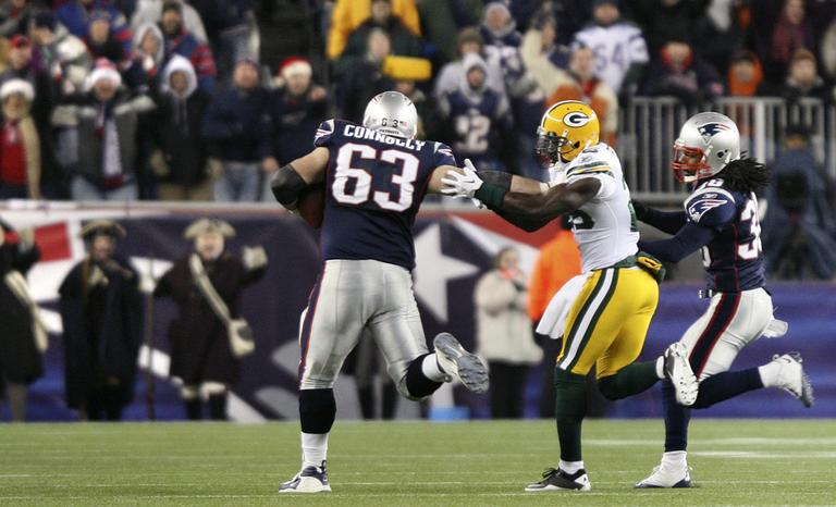 New England Patriots offensive lineman Dan Connolly rumbled 71 yards for what is believed to be the longest kickoff return by an offensive lineman in NFL history. (AP)