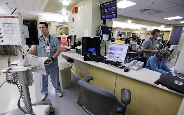 In this photo taken, Nov. 30, 2010, nurses at University of Chicago Medical Center work in the emergency room at the hospital. (AP)