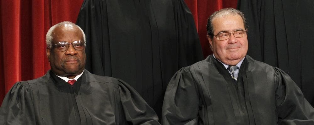 Justices Clarence Thomas (left) and Antonin Scalia. (AP)