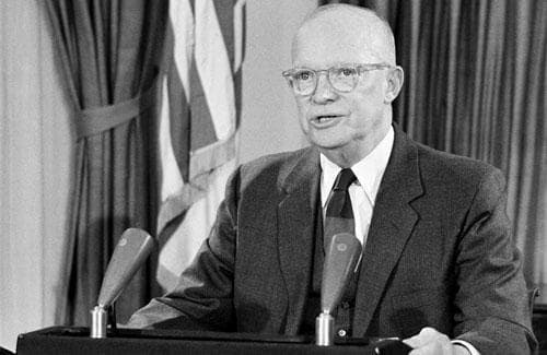 U.S. President Dwight D. Eisenhower makes his farewell address, Jan. 17, 1961. (AP)
