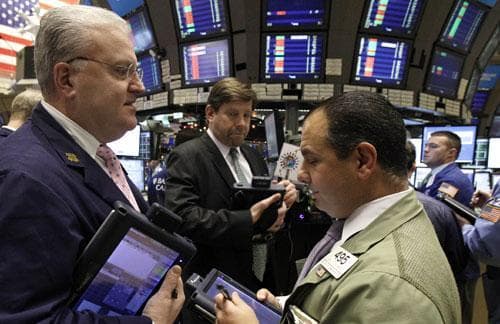 Traders work on the floor of the New York Stock Exchange, Jan. 3, 2011. (AP)