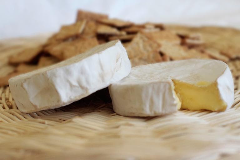 Cheese, fresh from Kurtwood Farms (Jesse Costa/WBUR)