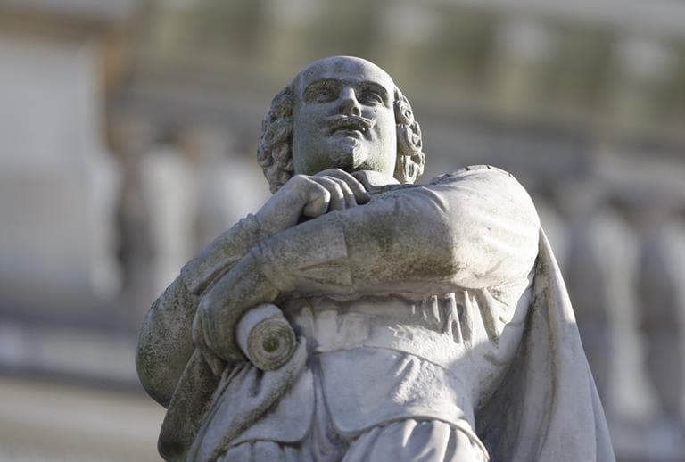 A statue of William Shakespeare at the the opera of Hanover, Germany. (AP)