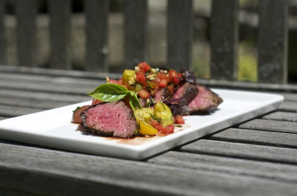 Curry Rubbed Hanger Steak with Tomato Salsa (Susanna Bolle for WBUR)