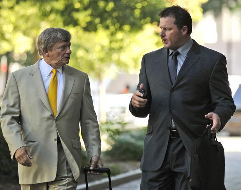 Former Major League Baseball pitcher Roger Clemens, right, and his attorney Rusty Hardin arrive at federal court in Washington, Wednesday. (AP)