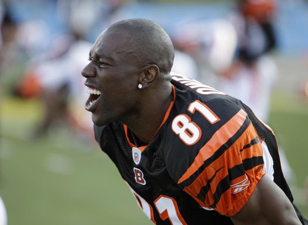 Cincinnati Bengals' Terrell Owens was riled up before the Hall of Fame football game last year.  The game was cancelled this year due to the recent conflicts in the NFL. (AP)