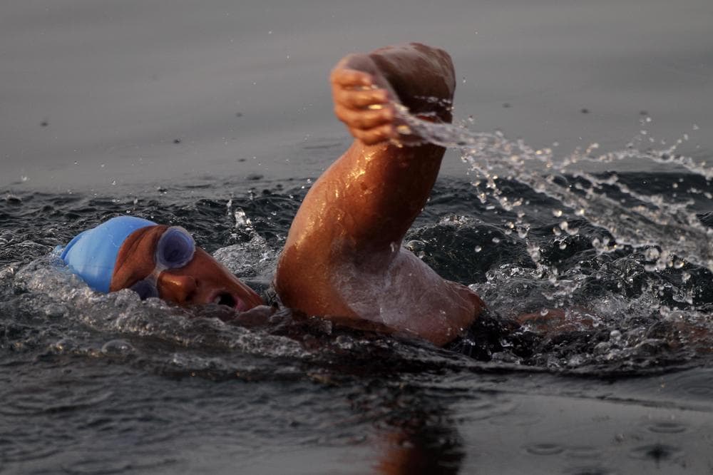 American Endurance Swimmer Diana Nyad jumped into Cuban waters Sunday evening and set off in a bid to become the first person to swim across the Florida Straits without the aid of a shark cage. (AP)