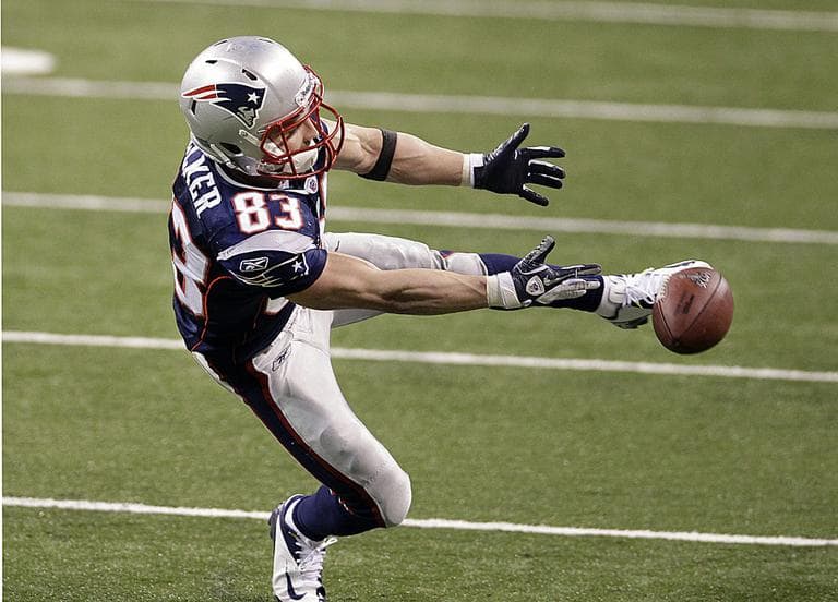Wes Welker could not catch a pass late in the second half of the Super Bowl. (AP Photo/Elise Amendola)