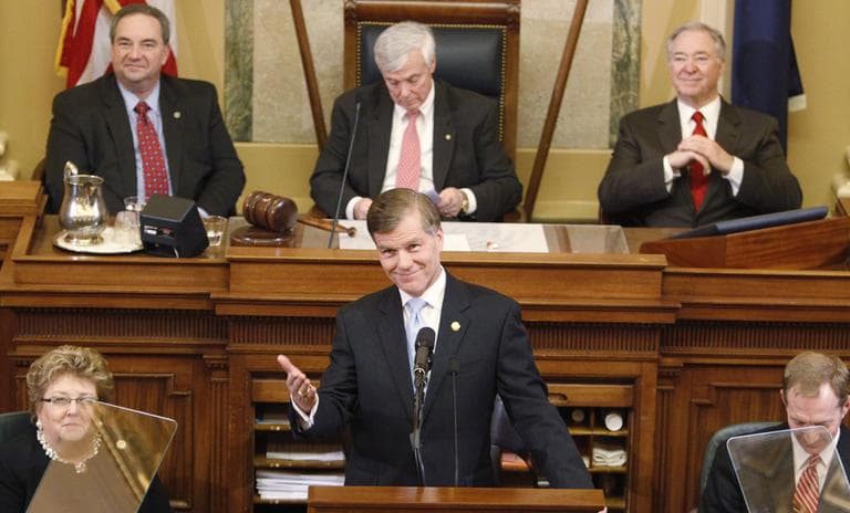 Gov. Bob McDonnell gestures as he delivers his State of the Commonwealth address on Jan. 11, 2012. (AP)