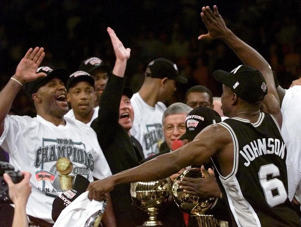 The 1999 San Antonio Spurs won their first NBA title after a shortened regular season. (AP)