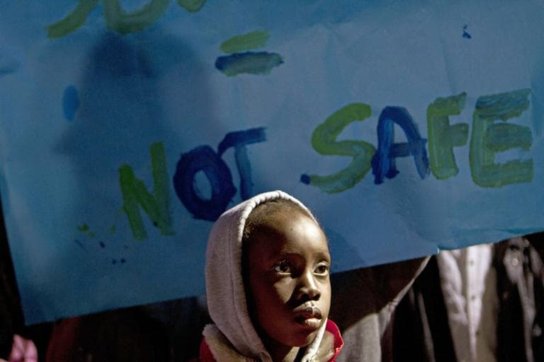 A South Sudanese girl protests against Israel's government decision to deport 700 South Sudanese asylum seekers back to South Sudan. (AP)