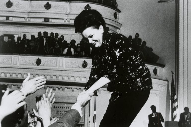 Judy Garland performs at Carnegie Hall in New York in 1961. (AP/Carnegie Hall)