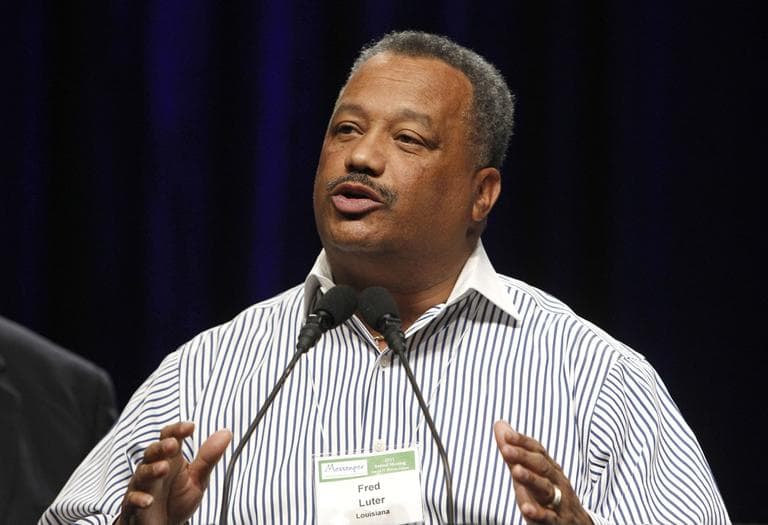 Pastor Fred Luter, of New Orleans, speaks to the crowd at the Southern Baptist Convention in Phoenix in 2011. (AP)