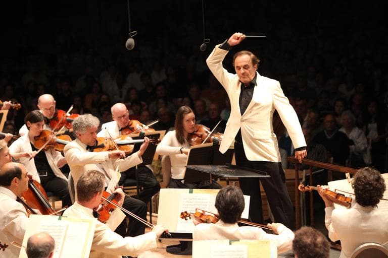 Charles Dutoit leads the Boston Symphony Orchestra at Tanglewood on July 30, 2010. (Courtesy Hilary Scott)