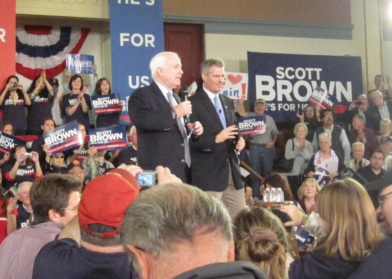 Arizona Sen. John McCain campaigns with Sen. Brown in Melrose Saturday. (Rachel Rohr/WBUR)