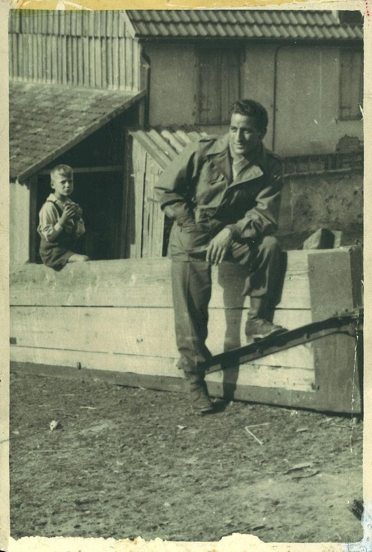 Tony Bennett was in the U.S. Army from 1944 to 1946. (tonybennett.com)