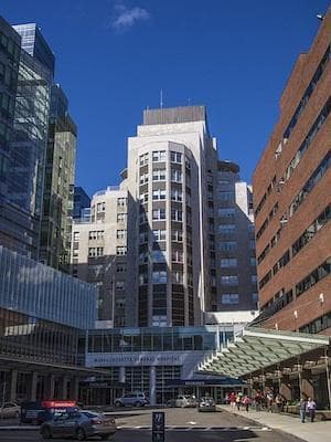 Massachusetts General Hospital (Wikimedia Commons)