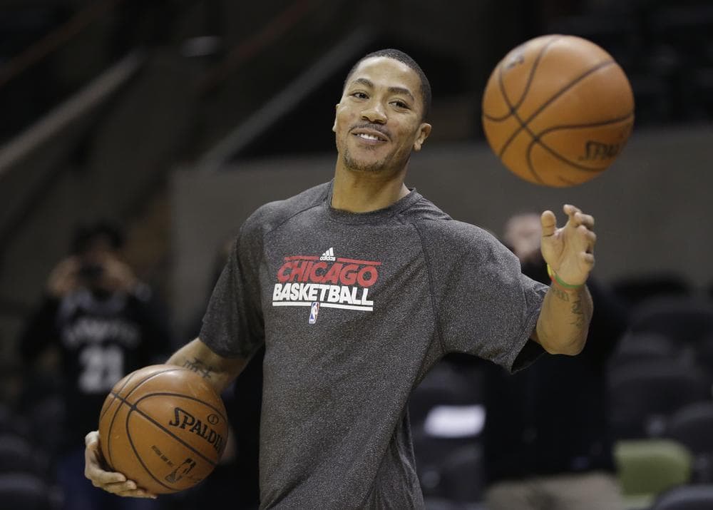 After tearing his ACL in April, former MVP Derrick Rose has reportedly been cleared to play. (Eric Gay/AP)