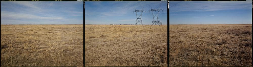 Bruce Myren’s photo at “N 40° 00’ 00” W 104° 00’ 00” Hoyt, Colorado,” 2008. (Courtesy of Myren.)