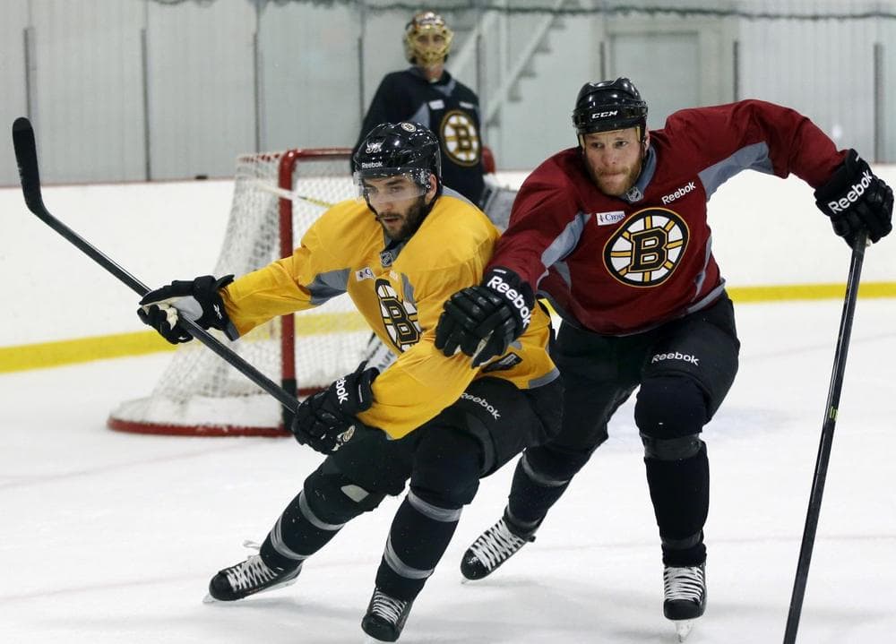 Boston Bruins Patrice Bergeron (l) and Shawn Thornton at practice Friday in Wilmington, Mass. After a week off, the Bruins are set to face Pittsburgh in the NHL Eastern Conference Finals.