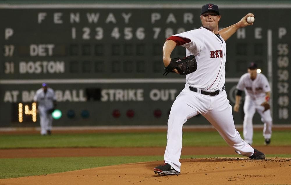 Boston Red Sox starting pitcher Jon Lester delivers. (AP/Elise Amendola)