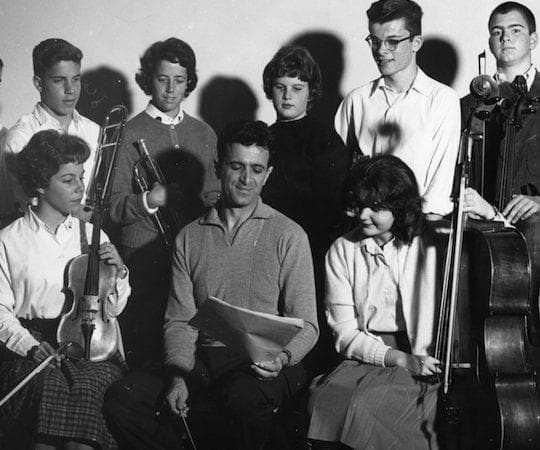 Marvin Rabin and students. (Courtesy)