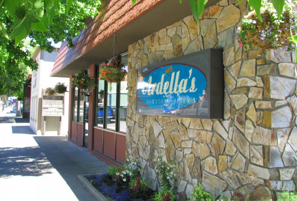 Adella's Downtown Diner in Willits, Calif., is pictured in the summer of 2006. (Beedle Um Bum/Flickr)