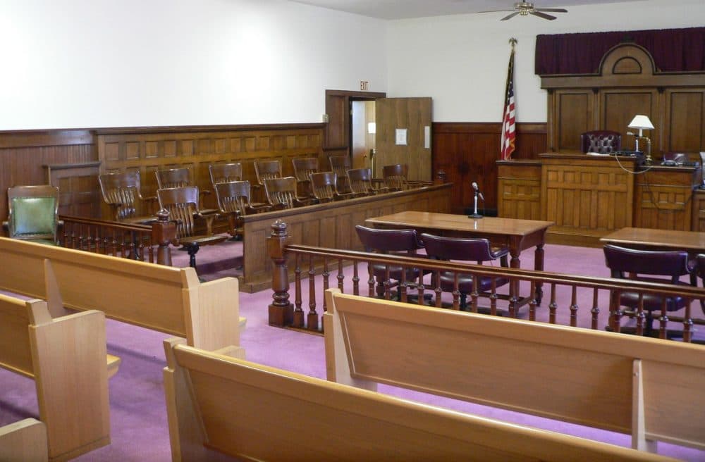 Courtroom in Nuckolls County Courthouse in Nelson, Nebraska. (Wikimedia Commons)