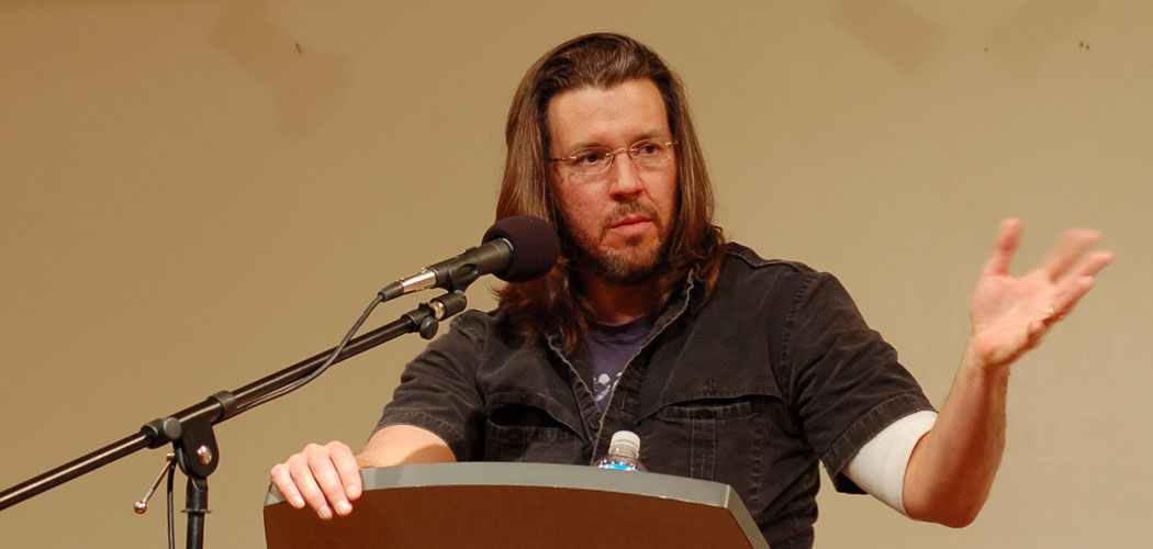 David Foster Wallace speaks at a Booksmith bookstore reading at San Francisco's All Saints Church in 2006. (Steve Rhodes)