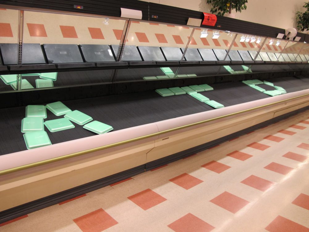 The produce section is deserted at Market Basket's Somerville store. (Curt Nickisch/WBUR)