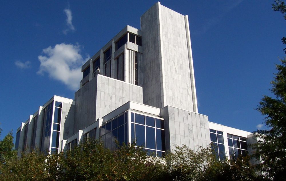 Huntsville City Hall. (Wikimedia Commons)