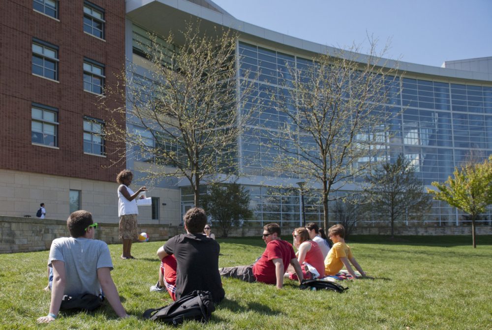 Students meet outside for a business class at Penn State University's Smeal College of Business (pennstate/Flickr)
