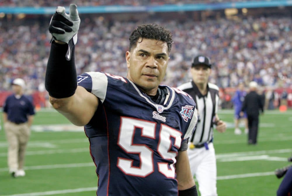 New England Patriots linebacker Junior Seau during the Super Bowl XLII football game in 2008 in Glendale, Ariz. (Stephan Savoia/AP)