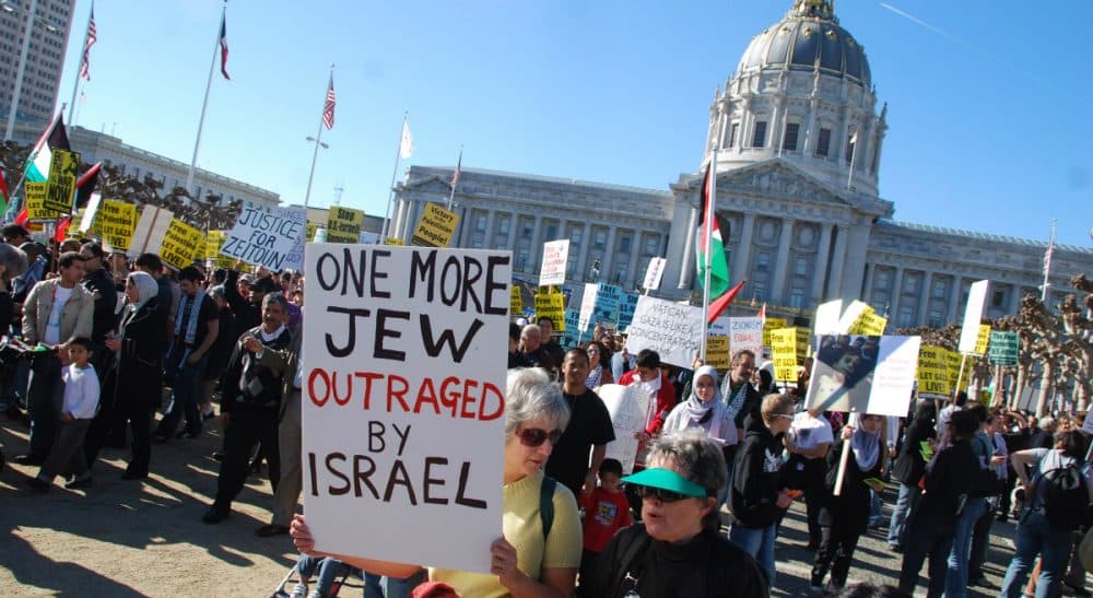 Julie Wittes Schlack: An increasingly polarized American Jewish community must find ways to directly discuss and debate the conflicts in the Middle East -- our identity depends on it. (Steve Rhodes/flickr) 