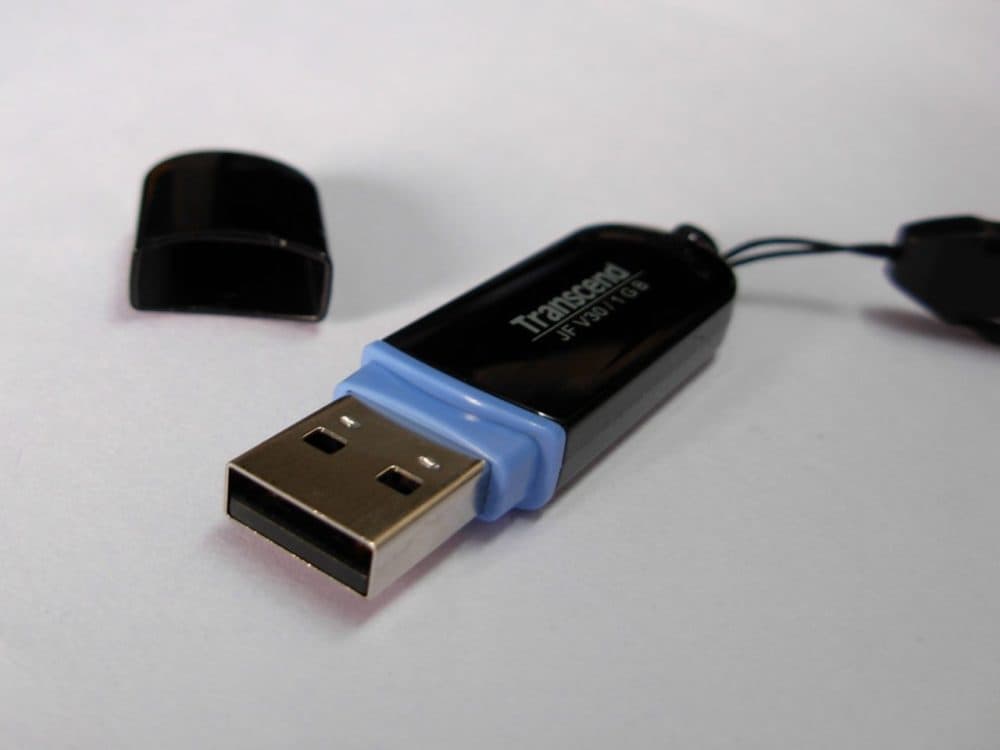 A USB flash drive. (Ambuj Saxena/flickr)