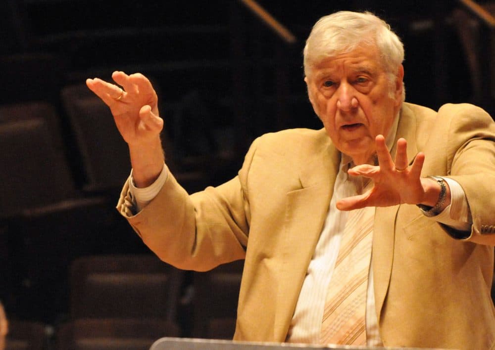Gunther Schuller conducts at Jordan Hall in Boston, Massachusetts. (Courtesy of the Boston Symphony Orchestra)