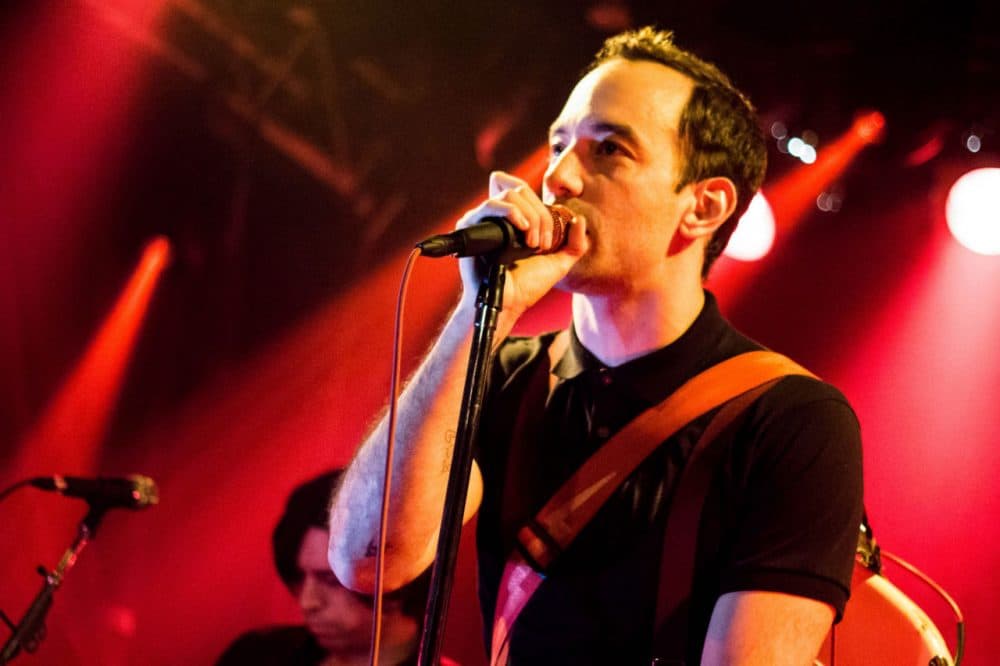 Albert Hammond, Jr. of The Strokes performs at the Double Door in Chicago in 2013. (ericfarias22/ Flickr)