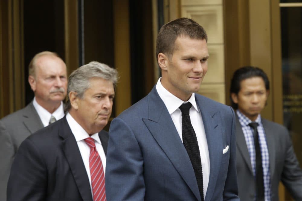 New England Patriots quarterback Tom Brady leaves Federal court, Monday, Aug. 31, 2015, in New York. Last-minute settlement talks between lawyers for NFL Commissioner Roger Goodell and New England Patriots quarterback Tom Brady have failed, leaving a judge to decide the fate of &quot;Deflategate.&quot; (AP Photo/Mary Altaffer)